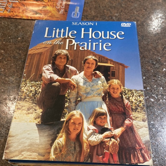 Little House on the Prairie: Season 1 DVD Collectors Set - Picture 10 of 13